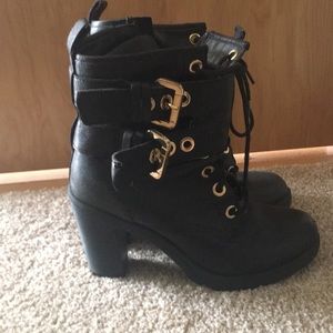 Guess combat boots